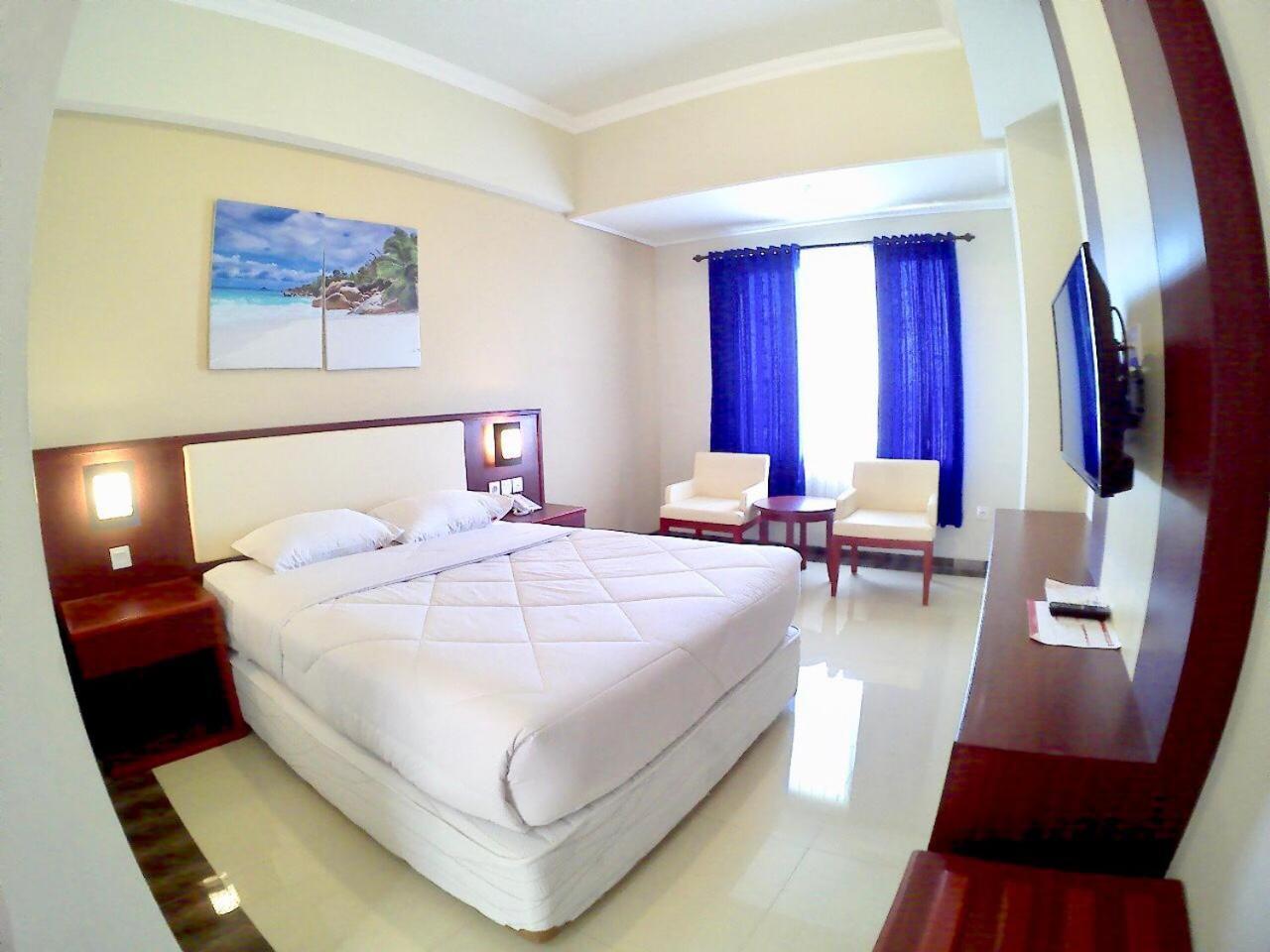 Hotel Tosan Solo Baru Grogol Εξωτερικό φωτογραφία