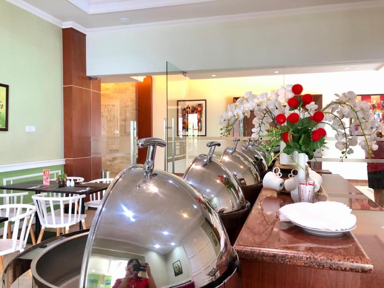 Hotel Tosan Solo Baru Grogol Εξωτερικό φωτογραφία